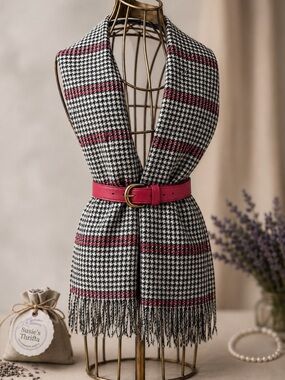 Houndstooth Blanket Scarf & Red Cinch Belt Set